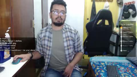 Snapshot of greybondage93 chatting on December 2, 4:53 pm Grey Hardy Slave online show from December 2, 4:53 pm