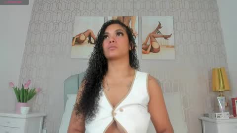 Snapshot of greymarii chatting on May 31, 12:23 pm Marii online show from May 31, 12:23 pm