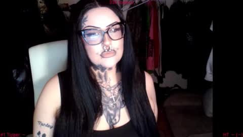 Snapshot of grindhouseho chatting on May 15, 5:36 am Grindhouse online show from May 15, 5:36 am