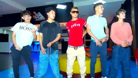 GRIVALS. THOMAS AND DAMIAND online show from December 17, 6:20 pm