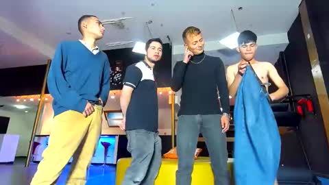 GRIVALS. THOMAS AND DAMIAND online show from January 16, 8:14 pm