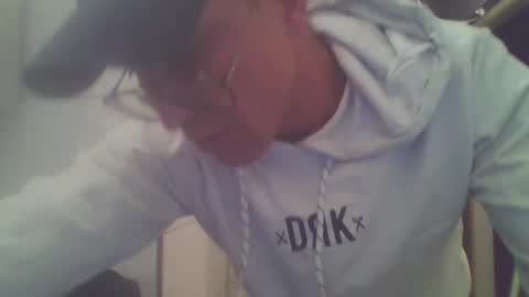 Snapshot of grly_boy chatting on November 1, 2:19 pm bigW2M online show from November 1, 2:19 pm