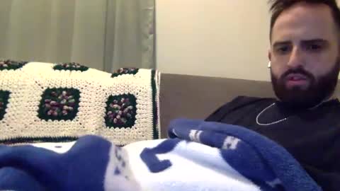 grobs123 online show from December 8, 1:35 am