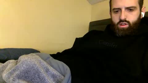 Snapshot of grobs123 chatting on February 9, 11:58 am grobs123 online show from February 9, 11:58 am