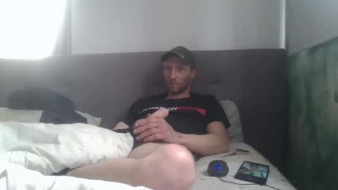 Snapshot of groter101104614 chatting on April 4, 1:08 pm pornmoduson online show from April 4, 1:08 pm