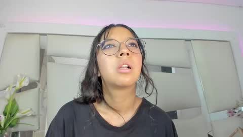 Snapshot of grupojade chatting on February 14, 12:09 am grupojade online show from February 14, 12:09 am