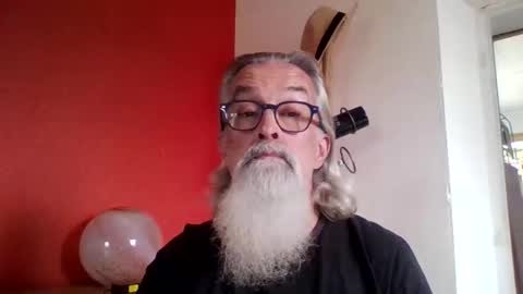 Snapshot of grybear60 chatting on October 31, 12:06 pm Grybear online show from October 31, 12:06 pm