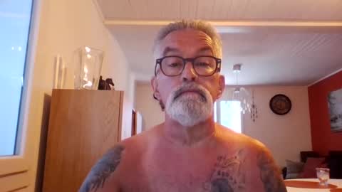 Snapshot of grybear60 chatting on July 4, 6:30 am Grybear online show from July 4, 6:30 am