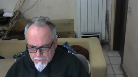 Snapshot of grz65 chatting on February 17, 7:09 pm GRIZZLY65 online show from February 17, 7:09 pm
