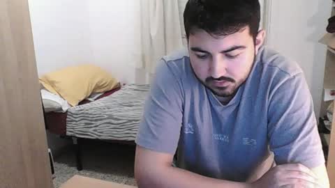 Snapshot of gsendra chatting on December 10, 11:22 am gsendra online show from December 10, 11:22 am