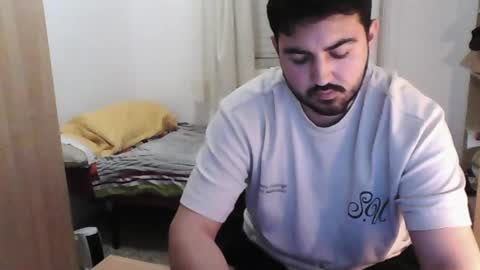 Snapshot of gsendra chatting on December 11, 3:26 pm gsendra online show from December 11, 3:26 pm