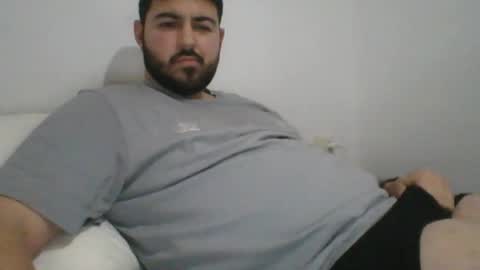 Snapshot of gsendra chatting on January 1, 10:13 pm gsendra online show from January 1, 10:13 pm