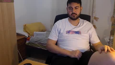 Snapshot of gsendra chatting on February 19, 2:23 pm gsendra online show from February 19, 2:23 pm