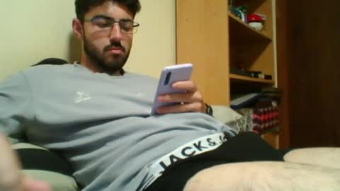 Snapshot of gsendra chatting on May 16, 10:41 pm gsendra online show from May 16, 10:41 pm
