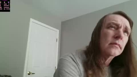 Snapshot of gt401969 chatting on June 3, 2:33 pm Ken online show from June 3, 2:33 pm