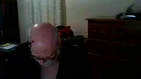 Gary online show from February 22, 1:40 am