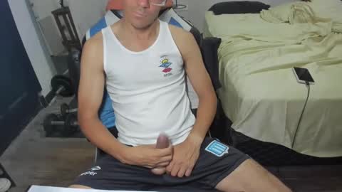 Snapshot of guachin_new chatting on December 13, 6:21 am guachin_new online show from December 13, 6:21 am