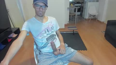 Snapshot of guachin_new chatting on September 20, 1:34 pm guachin_new online show from September 20, 1:34 pm