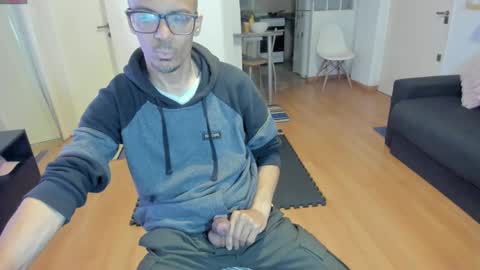 Snapshot of guachin_new chatting on September 27, 12:48 am guachin_new online show from September 27, 12:48 am