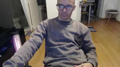guachin_new online show from May 23, 6:34 pm