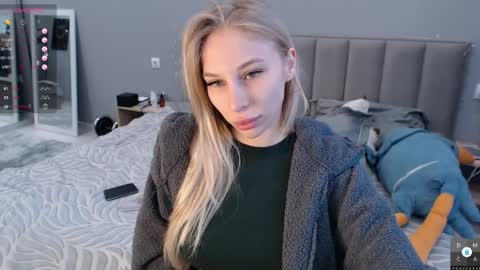 Eva online show from April 9, 2:00 pm