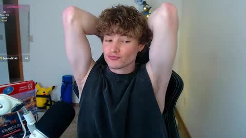Snapshot of gucciboi4 chatting on May 2, 3:50 pm gucciboi4 online show from May 2, 3:50 pm