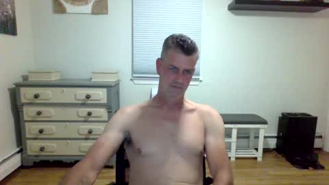 gudguy2025 online show from June 30, 12:55 am