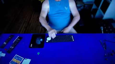 guesswhatigot2 online show from February 10, 7:01 am