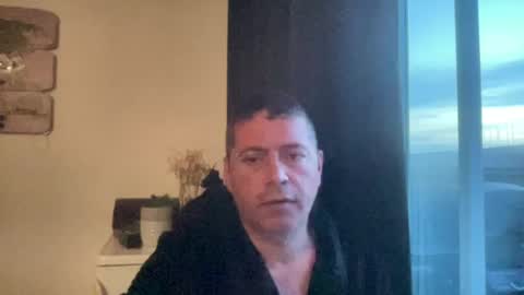 Snapshot of guil0 chatting on July 14, 7:46 am guil0 online show from July 14, 7:46 am