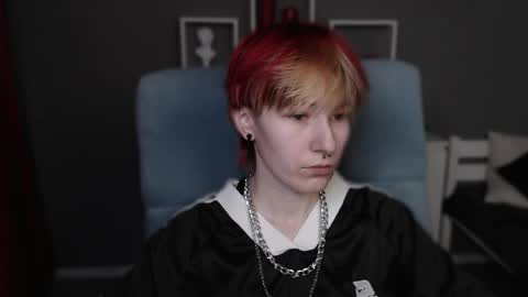 guitarandangell online show from March 16, 7:34 am