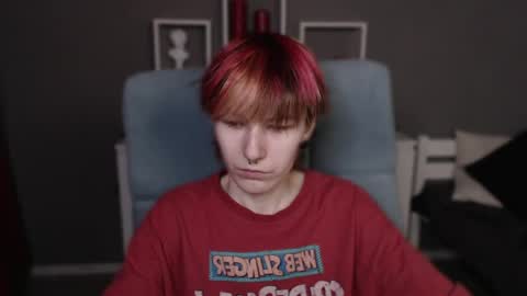 guitarandangell online show from April 2, 11:19 am