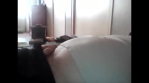 Snapshot of guizmeau72 chatting on October 11, 2:37 pm guizmeau72 online show from October 11, 2:37 pm