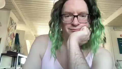 Snapshot of gummicasual chatting on March 3, 9:59 am gummicasual online show from March 3, 9:59 am