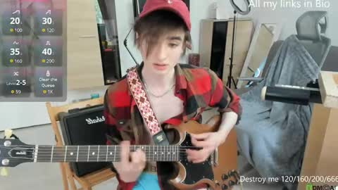 Snapshot of guntermeiner chatting on May 27, 9:17 am Gunter online show from May 27, 9:17 am