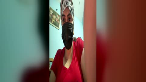 Snapshot of gurleen_kaur69 chatting on June 20, 10:18 am gurleen_kaur69 online show from June 20, 10:18 am