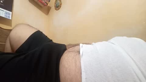 Snapshot of gus_men11 chatting on February 23, 11:58 pm gus_men11 online show from February 23, 11:58 pm