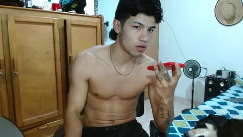 Guts online show from December 11, 1:37 am