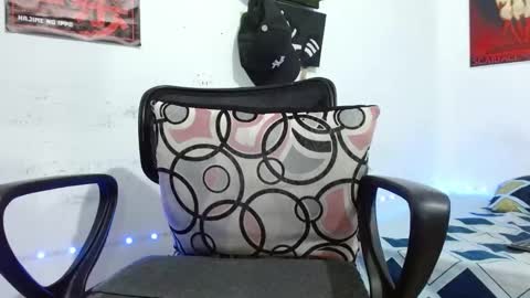 Guts online show from February 27, 8:09 pm