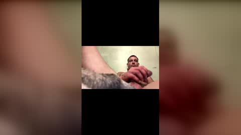 guy12857850707 online show from June 8, 5:57 pm