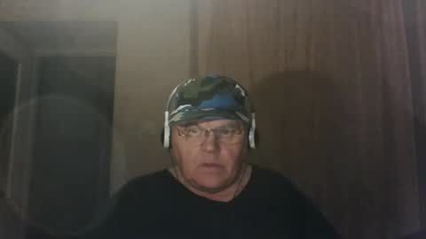 guyboy73 online show from September 21, 12:56 am