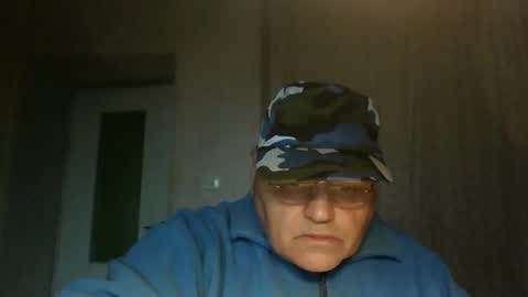 guyboy73 online show from October 7, 3:31 pm
