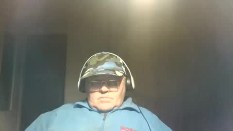 guyboy73 online show from October 15, 8:20 pm