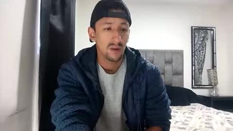 karim online show from January 17, 2:00 pm