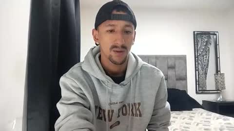 karim online show from February 3, 9:36 am