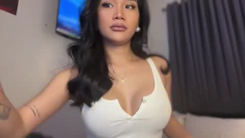 Snapshot of gwapangahas chatting on April 29, 1:32 am Alexa online show from April 29, 1:32 am