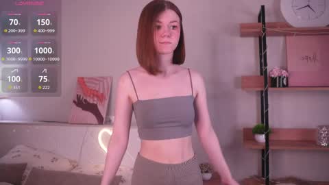 Snapshot of gwendatortoriello chatting on May 19, 11:05 am Hello everyone Im May online show from May 19, 11:05 am