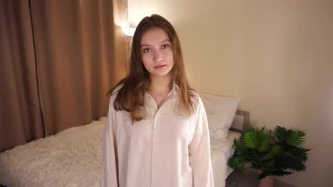 Molly online show from February 23, 5:05 am