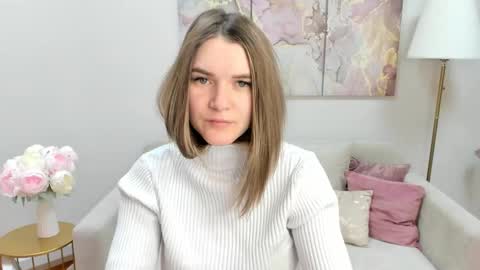 Snapshot of gwensmitt chatting on November 9, 11:25 pm gwensmitt online show from November 9, 11:25 pm