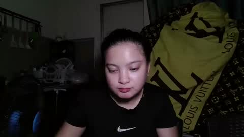 Snapshot of gwyneth2001 chatting on May 11, 6:16 pm Im Gwyneth From Philippines pinkheart69 online show from May 11, 6:16 pm