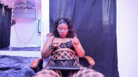 gyda_bahiana online show from March 25, 9:10 pm